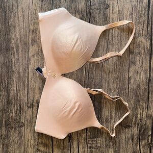 Victoria's Secret Light Beige Bra 32B
